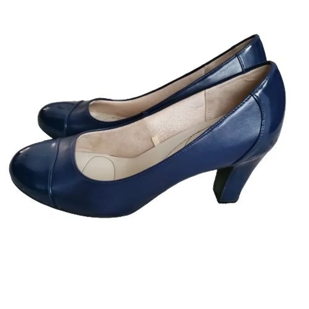 Life Stride Women's Simply Comfort  CAJUN Cap Toe Pumps Navy Blue Size 10M